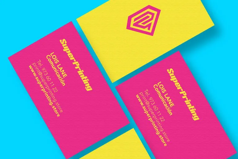 Tarjetas visita originales con colores vivos de alto contraste