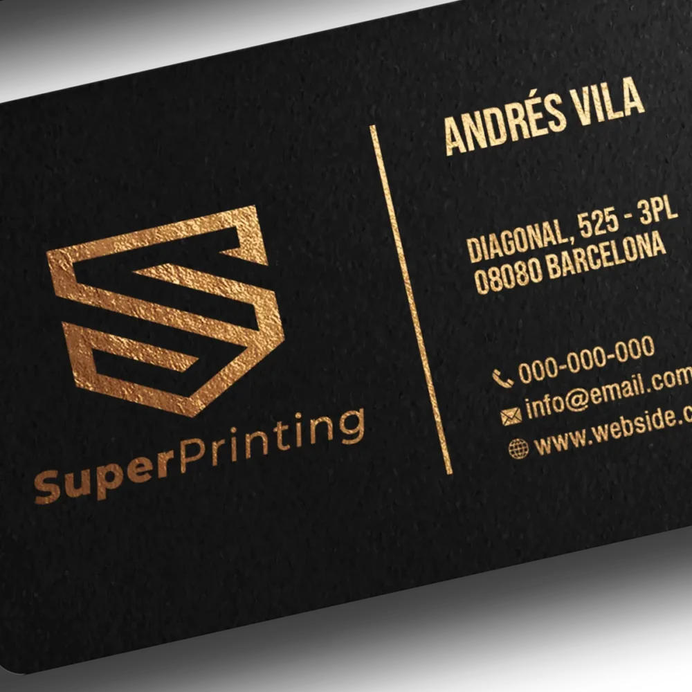 Detalle acabado en oro Detalle de tarjetas de visita premium con acabado en oro